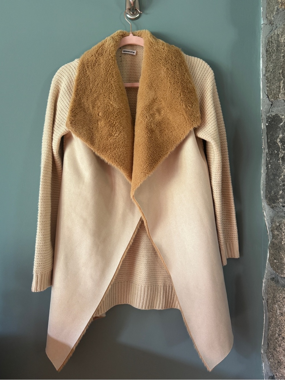 Mission RTW Mixed Media Faux Fur Collar Knit Cardigan Sweater – Cream & Camel
